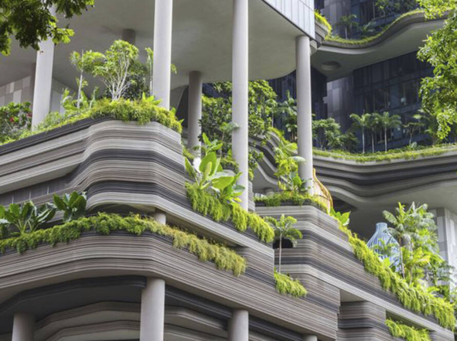 What is a green building