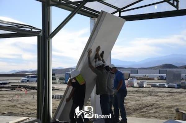 نصب پانل با لباس کار-hb board